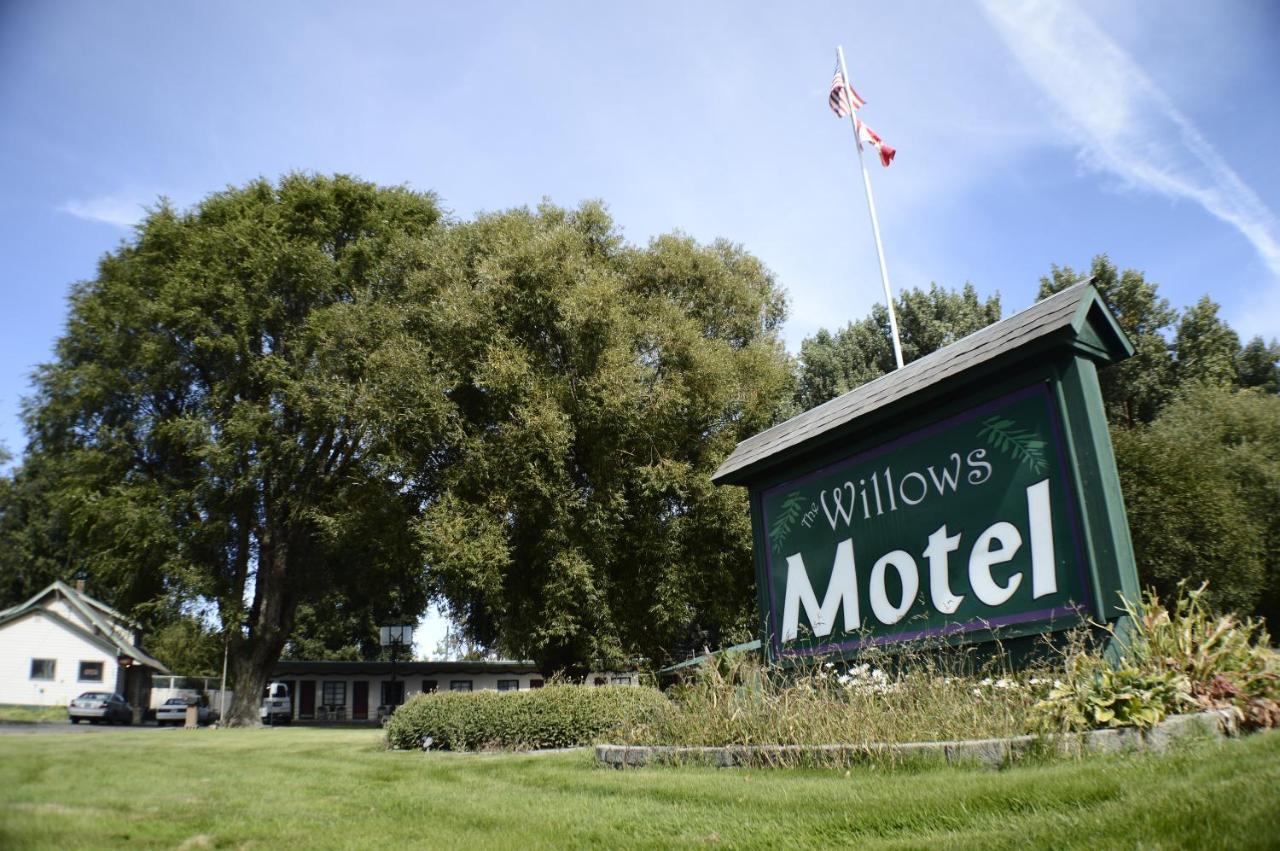 The Willows Motel Wilbur Eksteriør bilde